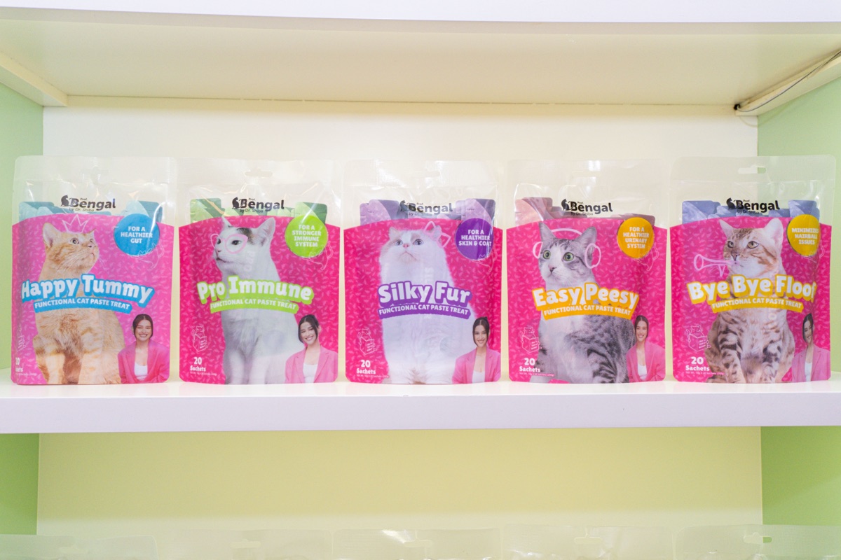 Prof. Bengal Functional Paste Treats product shot